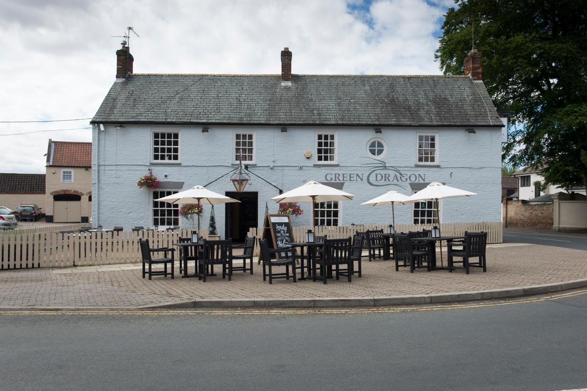 Green Dragon, Welton By Marston'S Inns South Cave Exteriör bild