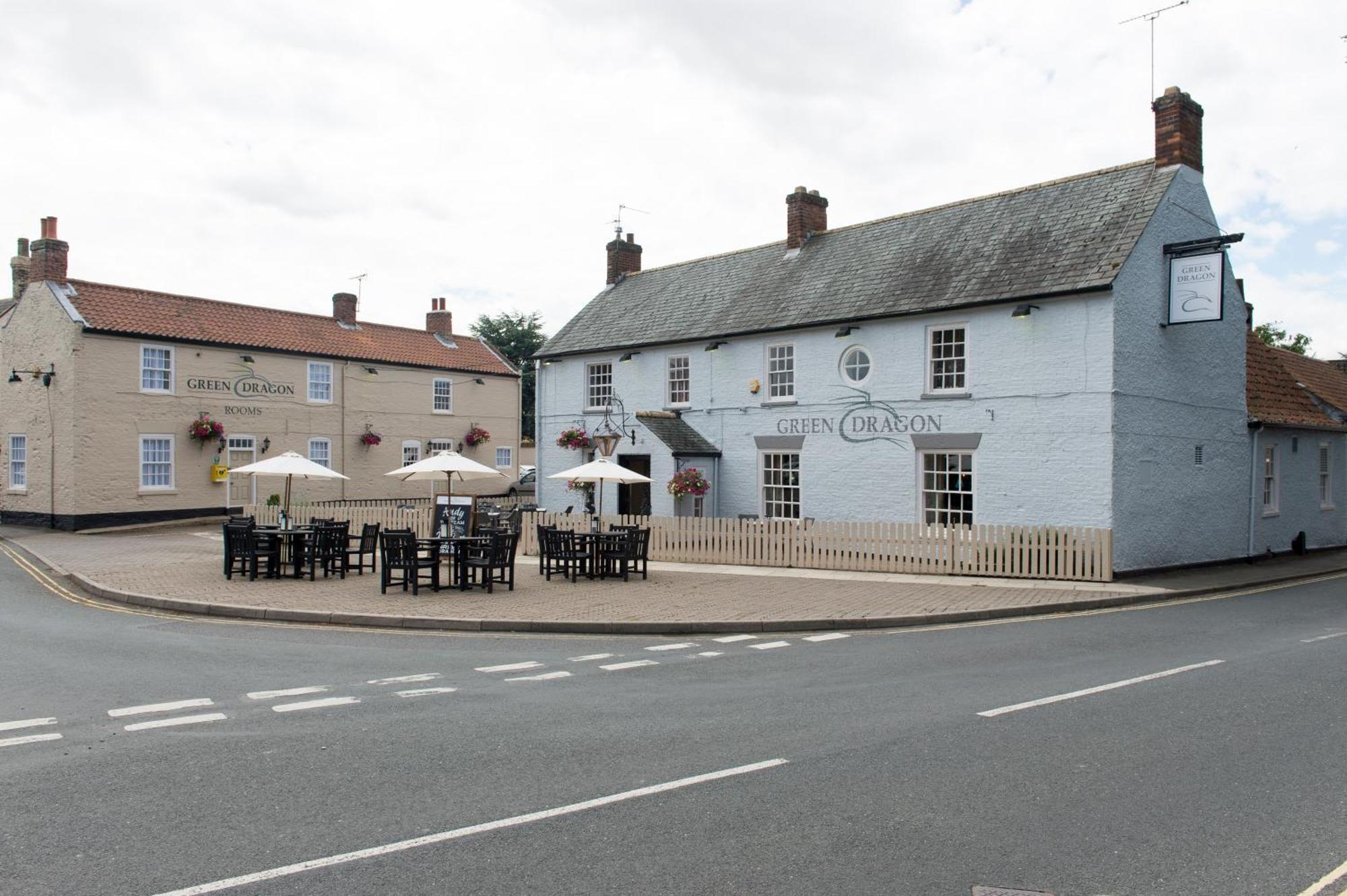 Green Dragon, Welton By Marston'S Inns South Cave Exteriör bild