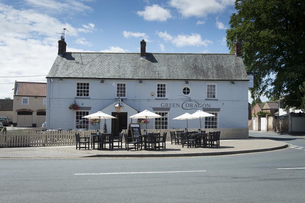 Green Dragon, Welton By Marston'S Inns South Cave Exteriör bild